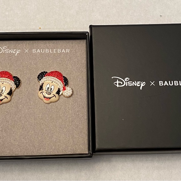 Disney X Baublebar Christmas Holiday Mickey Mouse Santa Stud Earrings/NIB - Picture 4 of 4